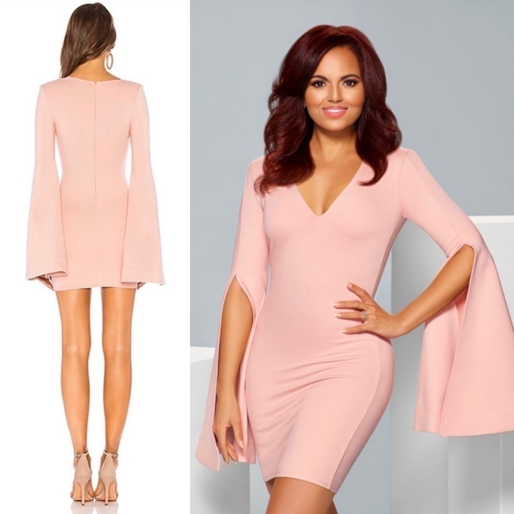 NWT MICHAEL COSTELLO X REVOLVE 70s Long Bell Sleeve V-Neck Bodycon Mini Dress M‎ - Picture 2 of 8